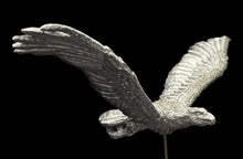 Load image into Gallery viewer, 48-0832:  Giant Eagle, Flying
