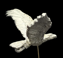 Load image into Gallery viewer, 48-0832:  Giant Eagle, Flying
