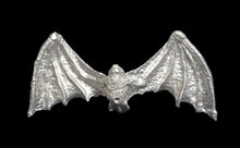 Load image into Gallery viewer, 48-0871: Vampire Bat
