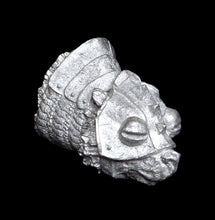 Load image into Gallery viewer, 48-0877:  Titanic Bear, Plate Armor, RF Raised, Closed Mouth
