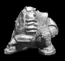 Load image into Gallery viewer, 48-0878:  Titanic Bear, Plate Armor, LF Raised, Open Mouth
