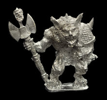 Load image into Gallery viewer, 49-0284:  Beastial Titan with Axe and Victim

