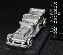 Load image into Gallery viewer, 49-6596:  Outback Car
