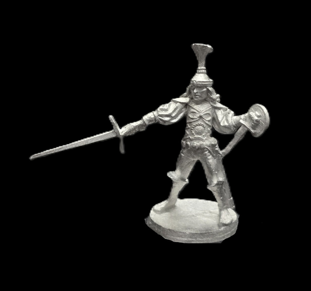 50-0067:  Elf Warlord Nasimara, with Sword and Buckler