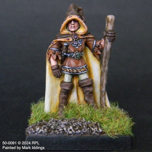 50-0091:  Elf Mage with Staff, Hooded