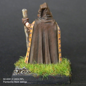 50-0091:  Elf Mage with Staff, Hooded