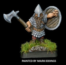 Load image into Gallery viewer, 50-0112:  Dwarf Axeman, in Scalemail, Large Round Shield
