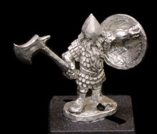 Load image into Gallery viewer, 50-0112:  Dwarf Axeman, in Scalemail, Large Round Shield
