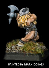 Load image into Gallery viewer, 50-0136:  Dwarf Berserker with Great Axe
