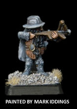 Load image into Gallery viewer, 50-0161:  Dwarf Crossbowman I
