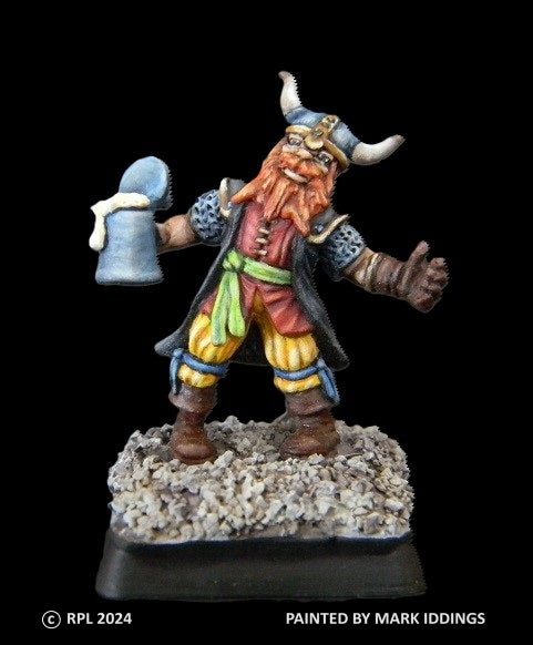 50-0167:  Drunken Dwarf Fighter I, Staggering, Beer sloshing out of Stein