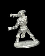 Load image into Gallery viewer, 50-0651:  Snakeman Warrior with Weapon Options I
