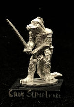 Load image into Gallery viewer, 50-0685:  Armored Lizardman Hero with Greatsword

