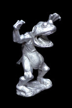 Load image into Gallery viewer, 50-0687:  Amphibian Warlord, Attacking
