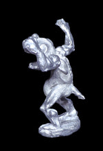 Load image into Gallery viewer, 50-0687:  Amphibian Warlord, Attacking
