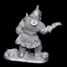 Load image into Gallery viewer, 50-0849:  Ogre War Machine Crewman, Armored
