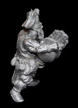 Load image into Gallery viewer, 50-0867:  Giant Ogre Mercenary with Volley Gun, Firing
