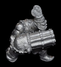 Load image into Gallery viewer, 50-0868:  Giant Ogre Mercenary with Volley Gun, Kneeling
