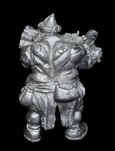 Load image into Gallery viewer, 50-0869:  Giant Ogre Mercenary with Volley Gun, At Ready
