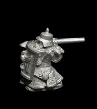 Load image into Gallery viewer, 50-2401:  Dwarf Spearman, Attacking
