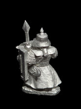 Load image into Gallery viewer, 50-2402:  Dwarf Spearman with Sword
