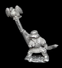 Load image into Gallery viewer, 50-2462:  Dwarf Standard Bearer

