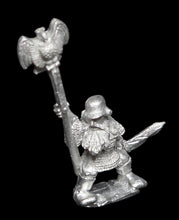 Load image into Gallery viewer, 50-2462:  Dwarf Standard Bearer
