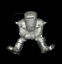 Load image into Gallery viewer, 50-2481:  Dwarf Cavalry, Super Heavy Armor [Rider Only]
