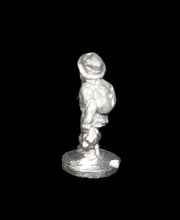 Load image into Gallery viewer, 50-2985:  Gnome Thief
