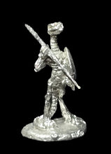 Load image into Gallery viewer, 50-6505:  Reptiliad Skirmisher, In Reserve, Smooth Round Shield
