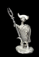 Load image into Gallery viewer, 50-6511:  Reptiliad Skirmisher Champion
