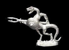 Load image into Gallery viewer, 50-6526:  Reptiliad Warrior, Round Shield, Two Handed Weapon, 1st Rank
