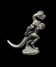 Load image into Gallery viewer, 50-6553:  Reptiliad Berserker Advancing
