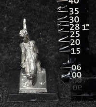 Load image into Gallery viewer, 50-6567:  Reptiliad Crewman with Sword
