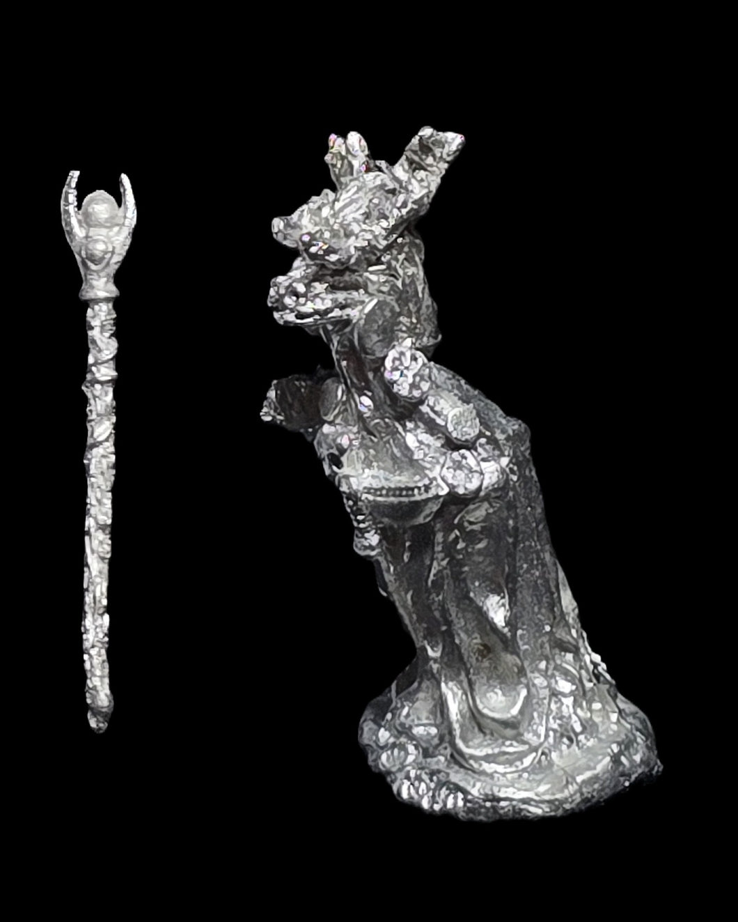 50-6593:  Reptiliad Mage with Staff, In Reserve