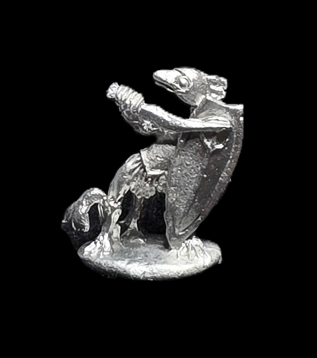 50-6603:  Gilla Worm Swordsman