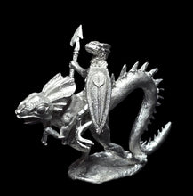 Load image into Gallery viewer, 50-6671/48-0676:  Gilla Worm War Newt Lancer [rider and mount]
