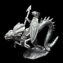 Load image into Gallery viewer, 50-6671/48-0676:  Gilla Worm War Newt Lancer [rider and mount]
