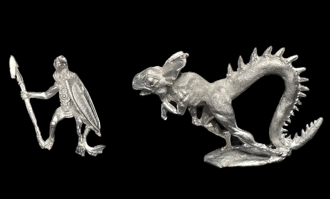 50-6671 48-0676:  Gilla Worm War Newt Lancer [rider and mount]