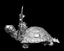 Load image into Gallery viewer, 50-6672 48-0678:  Gilla Worm War Turtle Cavalry [rider and mount]
