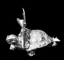 Load image into Gallery viewer, 50-6672 48-0678:  Gilla Worm War Turtle Cavalry [rider and mount]
