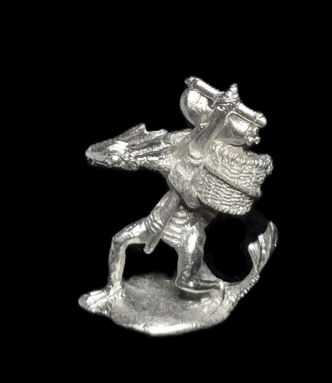 50-6682:  Gilla Worm Crewman with Supplies