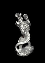 Load image into Gallery viewer, 50-6688:  Gilla Worm Crewman
