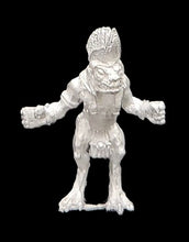 Load image into Gallery viewer, 50-6812:  Tenoch Halberdier In Reserve, Unarmored Shoulders, Feathered Plume
