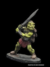 Load image into Gallery viewer, 51-0081:  Goblin Hero with Greatsword
