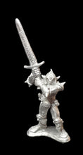 Load image into Gallery viewer, 51-0559: Chaos Berserker with Greatsword
