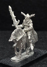 Load image into Gallery viewer, 51-0677:  Chaos Hero with Sword  [Rider &amp; Mount]
