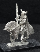 Load image into Gallery viewer, 51-0677:  Chaos Hero with Sword  [Rider &amp; Mount]
