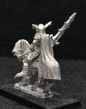 Load image into Gallery viewer, 51-0677:  Chaos Hero with Sword  [Rider &amp; Mount]
