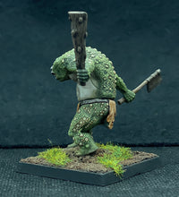 Load image into Gallery viewer, 51-0852:  Cave Troll, On Guard
